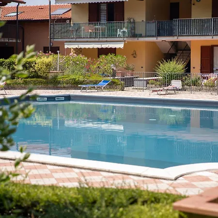 La Casa Di Monica Con Piscina E Terrazza
